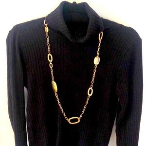Vintage gold chunky necklace
